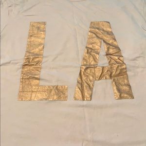 Kendall & Kylie 🌃 LA boyfriend t-shirt tee